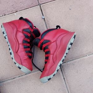 Nike Air Jordan 10 X BULLS OVER BROADWAY Gym Red Retro 705179-601 Size 4Y AAB13